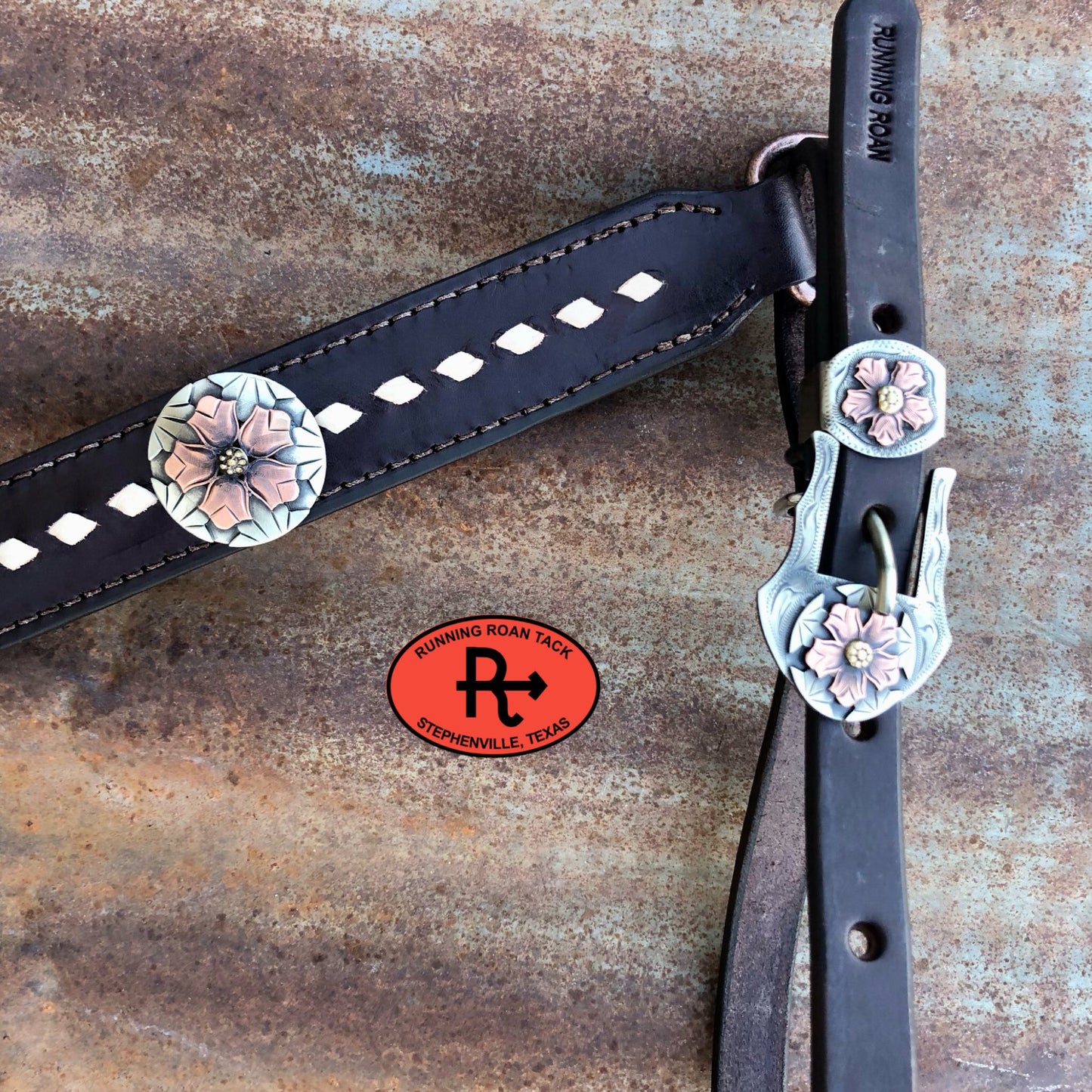 Ring Breast Collar with White Buckstitch and German Silver Conchos Breastcollar12012025-03