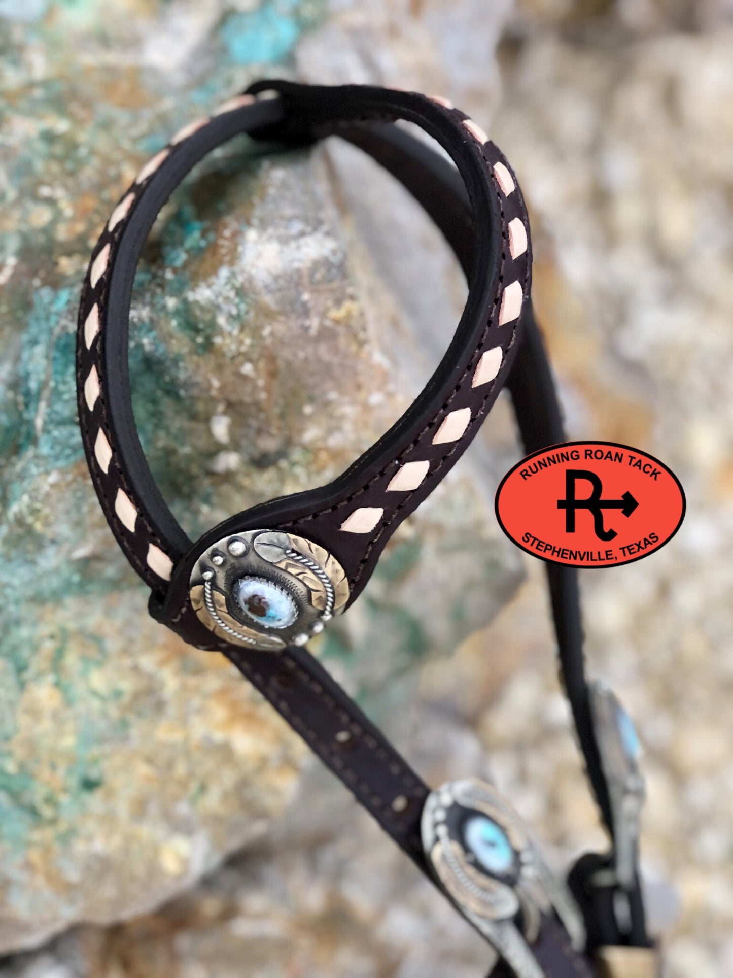 White Buckstitch Single Ear Short Gag Headstall with German Silver Feathers 29"-37" Headstall12012025-04