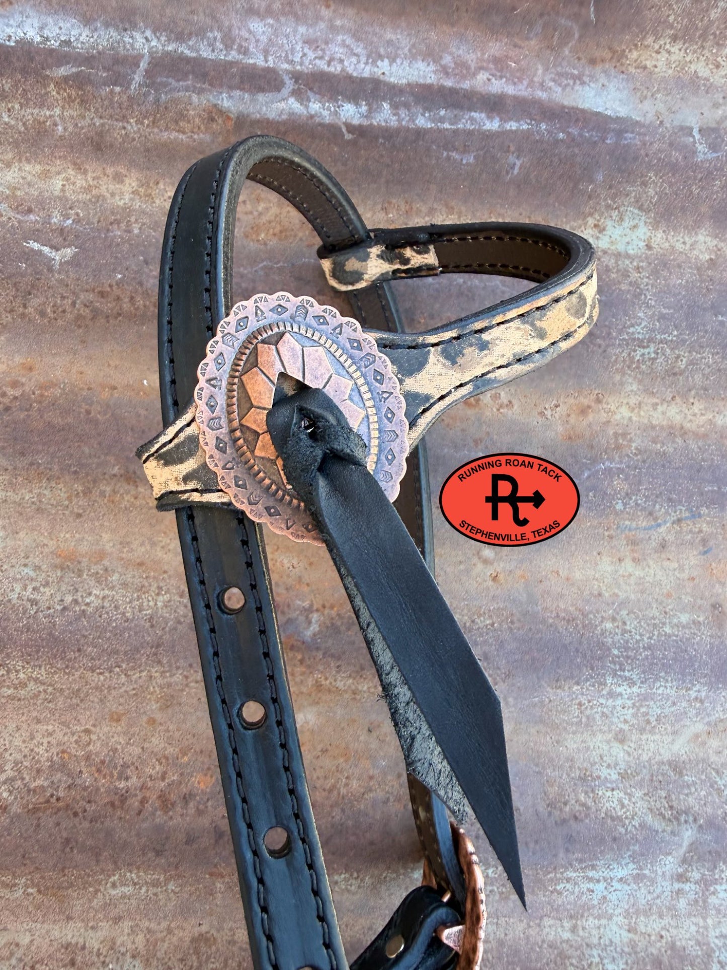 Black Leather Leopard Headstall with Black Quick Change Pineapple Knots and Slotted Concho 29"-37" Headstall06012026-08