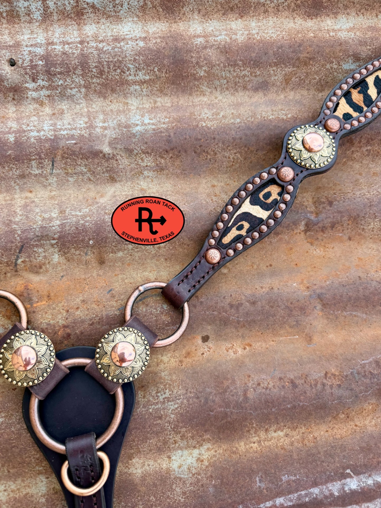 Ring Breast Collar with Inlaid Leopard Hair On Cowhide and Sunflower Conchos Breastcollar07062026-02