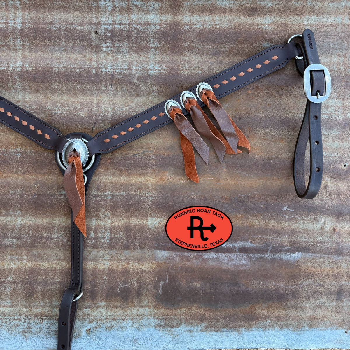 Chocolate Leather Breast Collar with Whiskey Buckstitch and Whiskey Ties breastcollar09072026-02