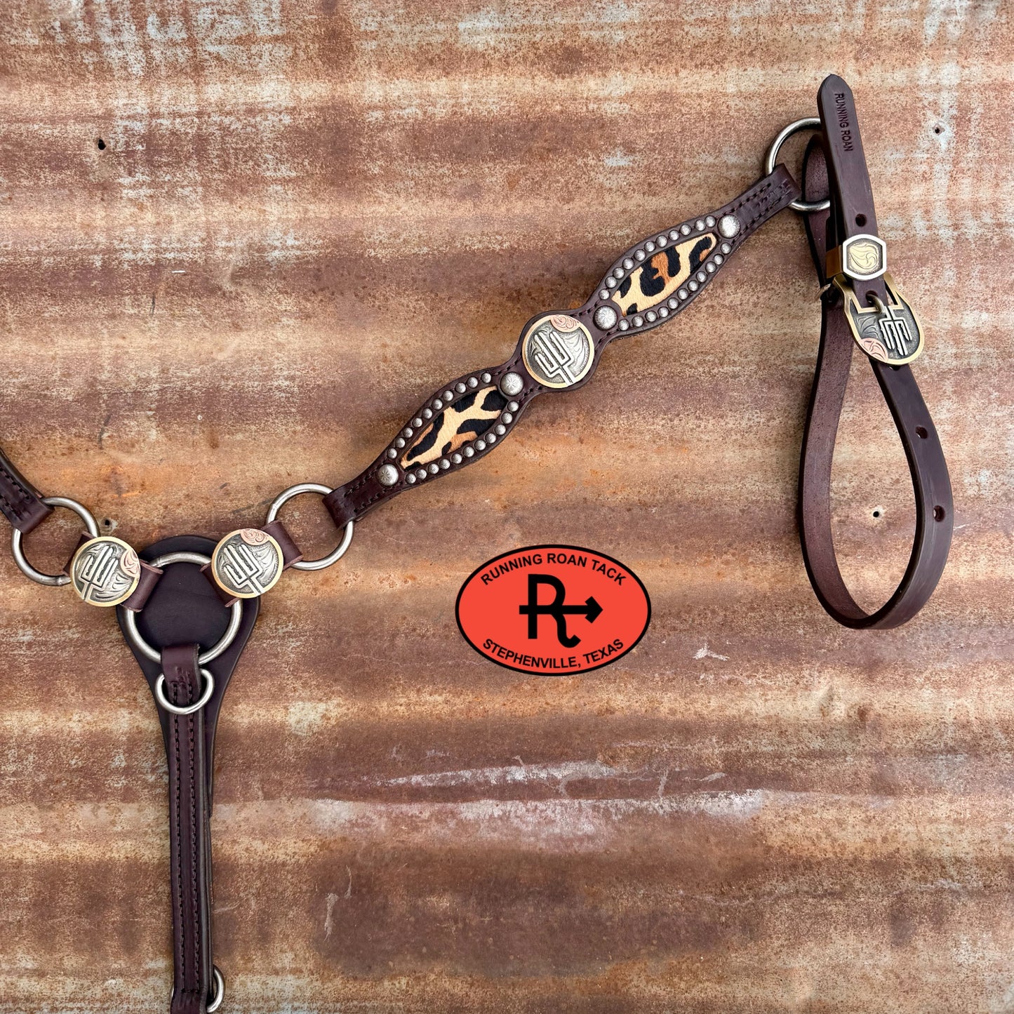 Ring Breast Collar with Inlaid Leopard Hair On Cowhide and Cactus Conchos Breastcollar07062026-05