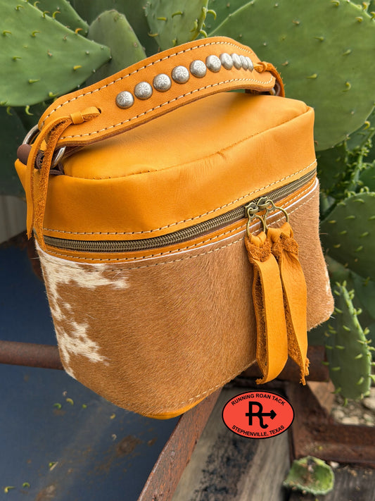 Train Case in Tan Leather with Hair On Cowhide for Makeup, Toiletries, etc traincase06012026-01