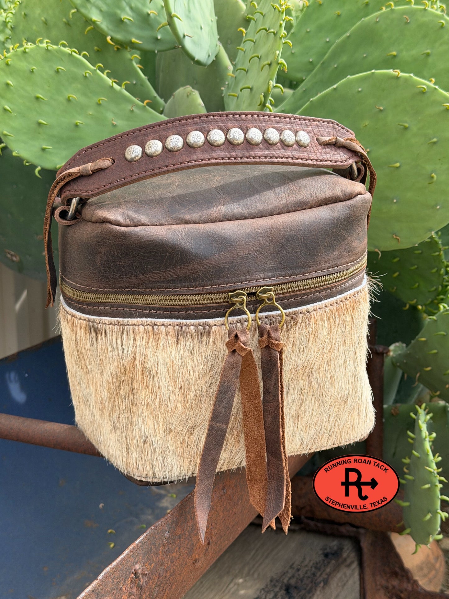 Train Case in Brown Leather with Hair On Cowhide for Makeup, Toiletries, etc traincase06012026-15